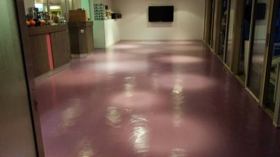 Résultat après : Réfection et mise en peinture d'un établissement balnéaire