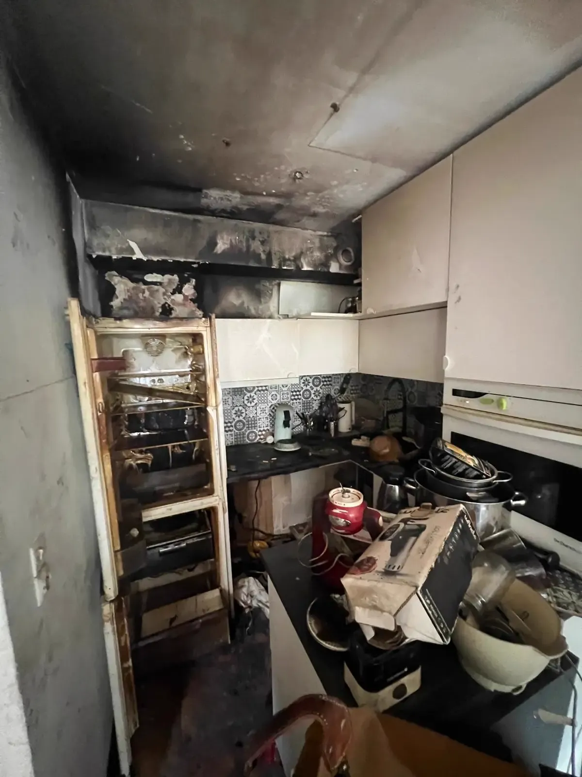 Avant intervention 12 - Remise en état d'un appartement après incendie à Nice