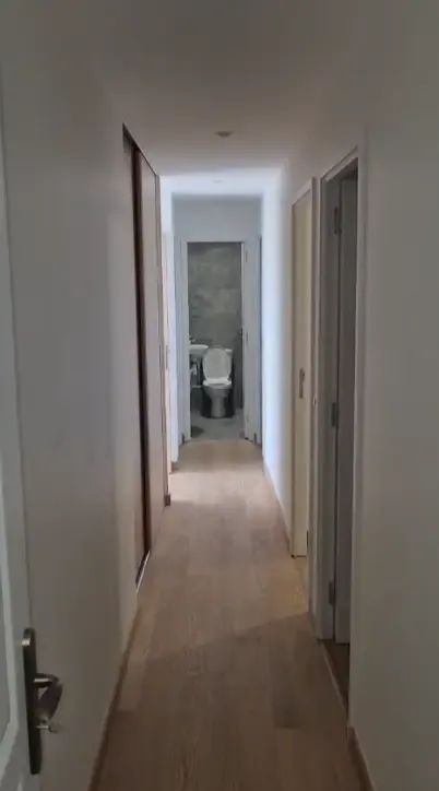 Finitions après rénovation complète - Rénovation complète d'un appartement après incendie à Nice