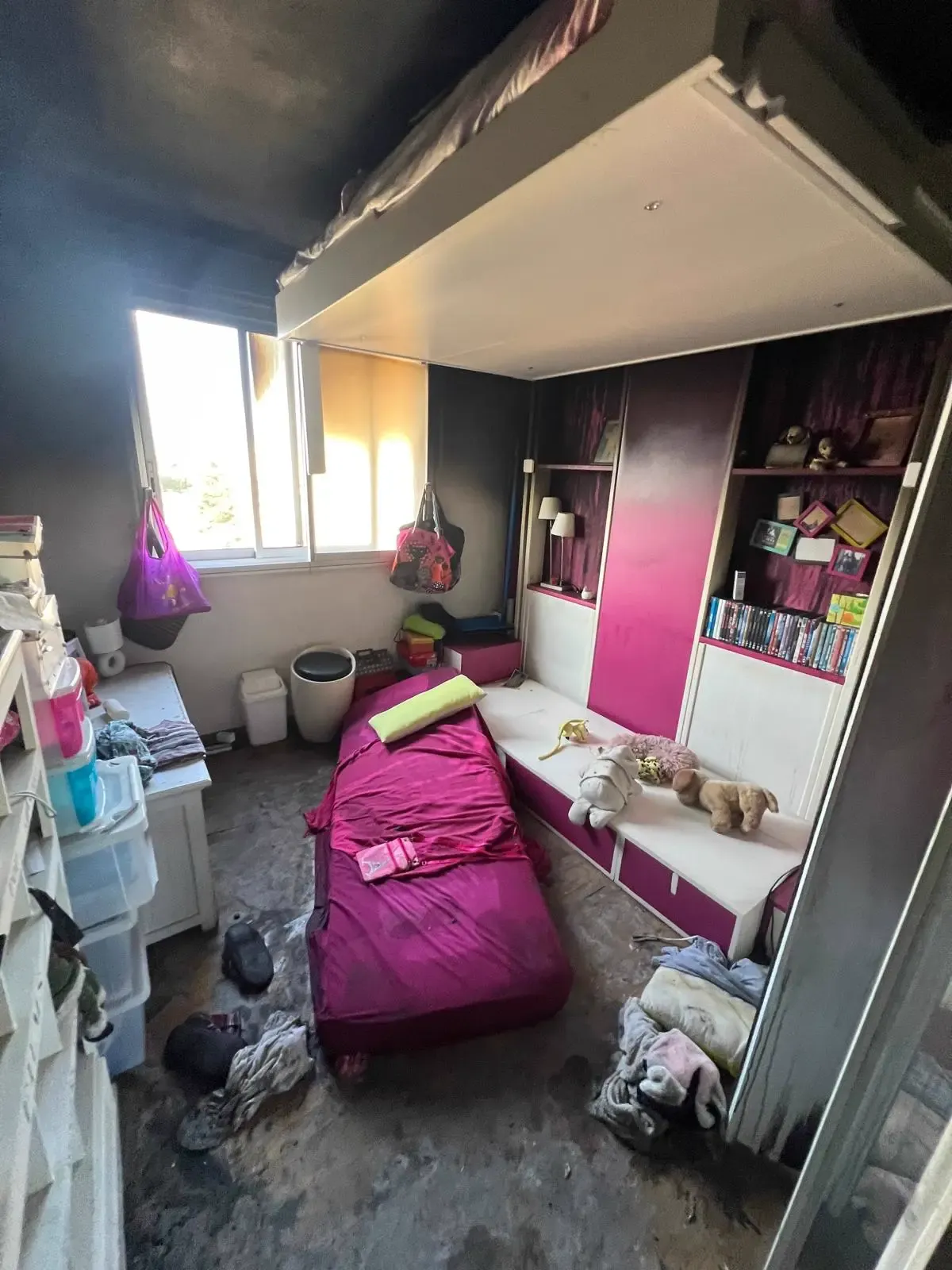 Avant intervention 15 - Rénovation complète d'un appartement après incendie à Nice
