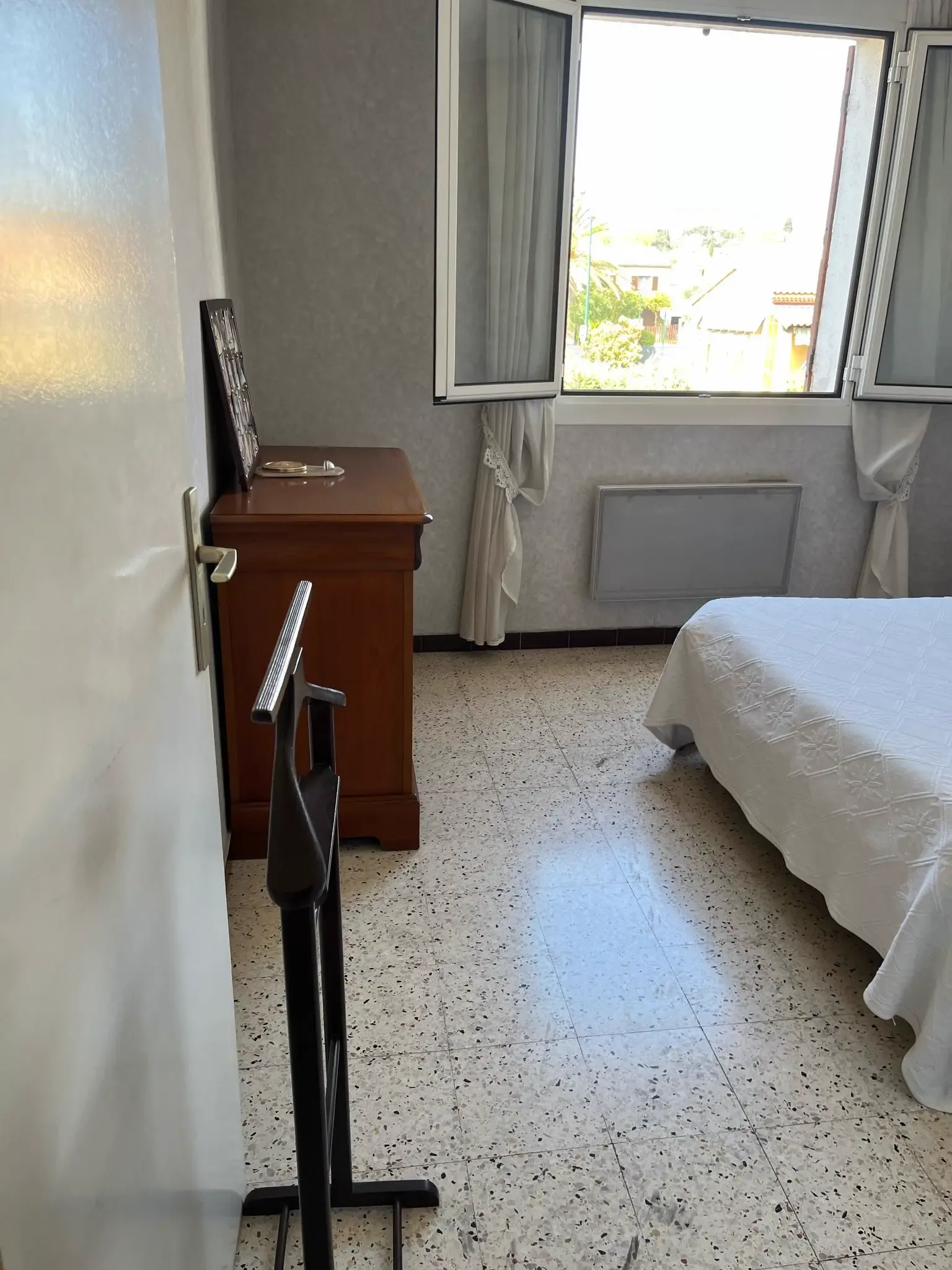 Après remise en état 37 - Rénovation d'une maison après incendie dans le Var