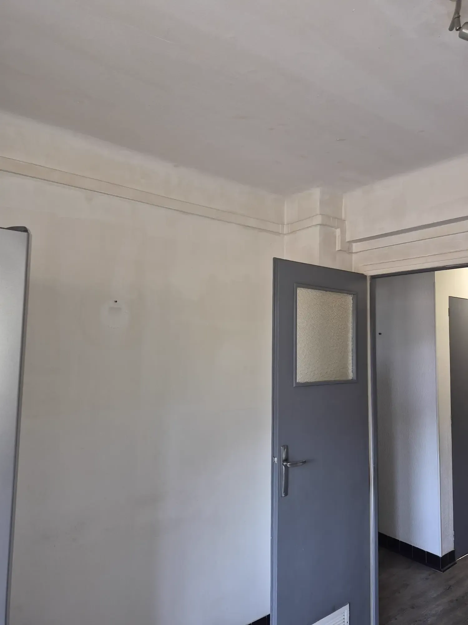 Avant intervention 7 - Rénovation de sols et embellissement intérieur