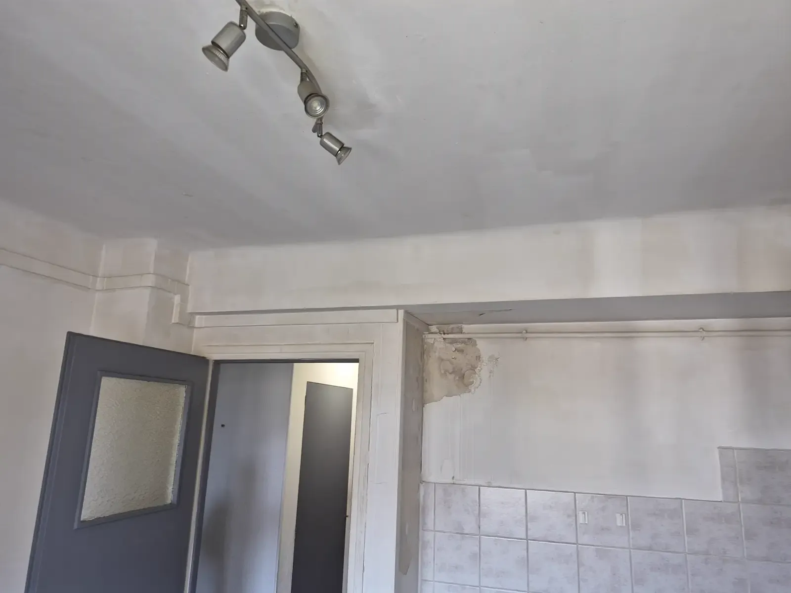 Avant intervention 8 - Rénovation de sols et embellissement intérieur