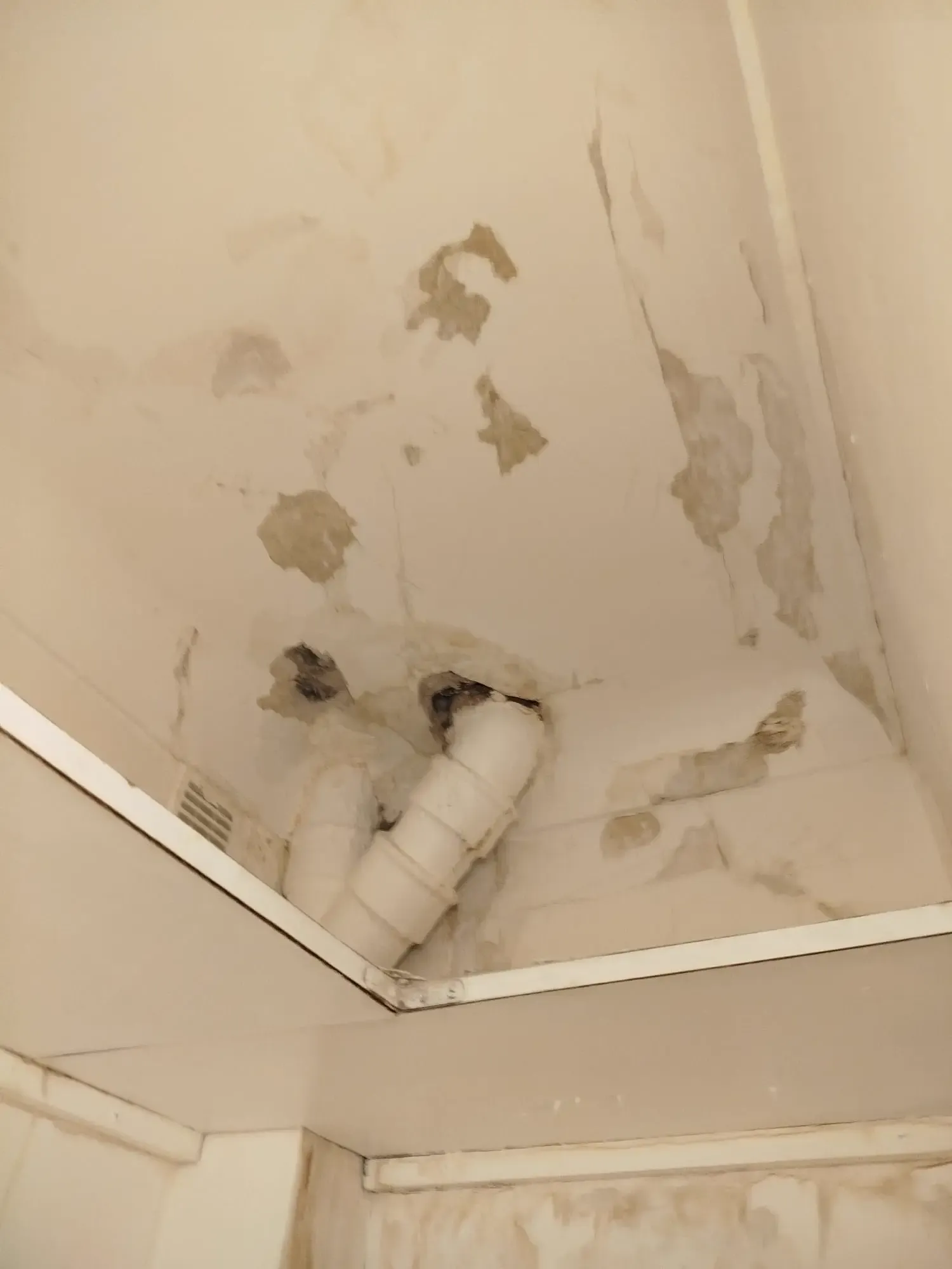 Avant intervention 4 - Rénovation suite à un sinistre